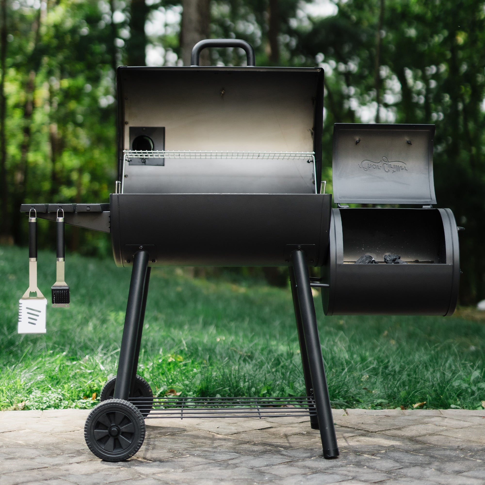 Char-Griller Smokin' Pro™ Barrel Grill and Offset Smoker